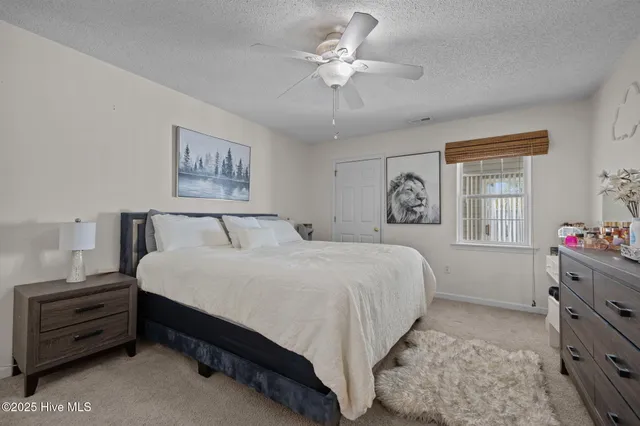 $284,500 | 301 Courtyard East, Unit 301, Beaufort, NC 28516