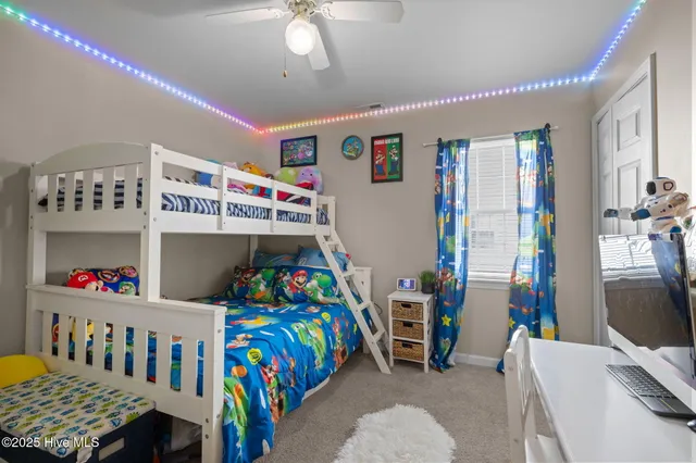 $284,500 | 301 Courtyard East, Unit 301, Beaufort, NC 28516