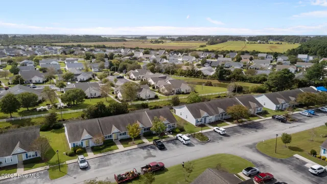 $284,500 | 301 Courtyard East, Unit 301, Beaufort, NC 28516