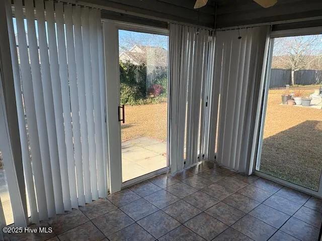 $284,500 | 301 Courtyard East, Unit 301, Beaufort, NC 28516