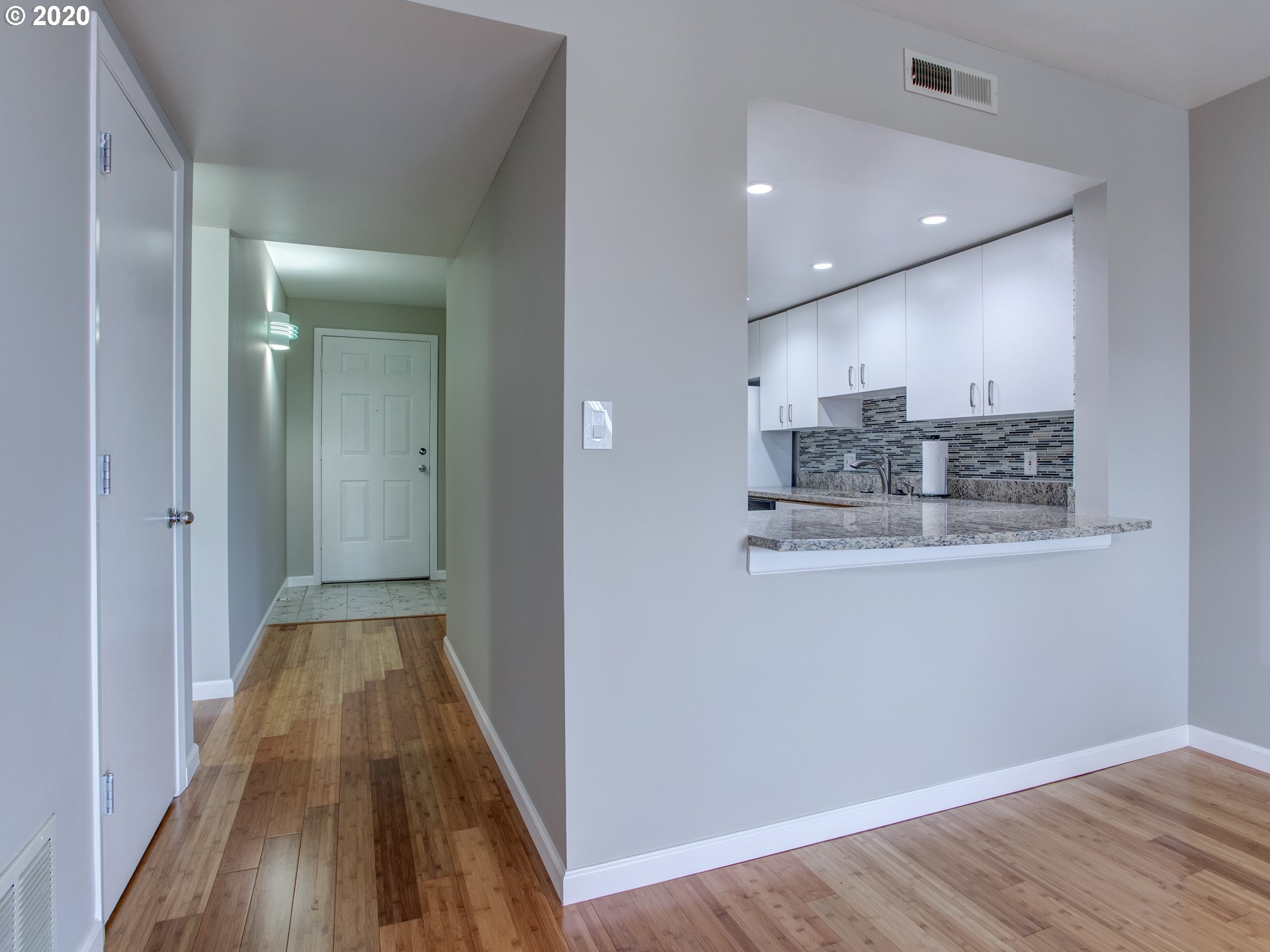 6645 West Burnside Road, Unit 540 Portland, OR 97225 - Photo 6 of 32 Gallery Image 6