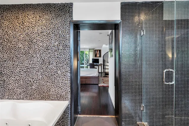 $1,795,000 | 1368 Normandy Drive, Miami Beach, FL 33141