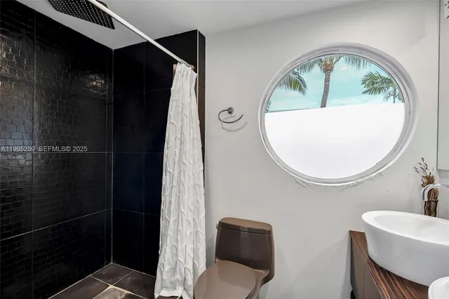 $1,795,000 | 1368 Normandy Drive, Miami Beach, FL 33141