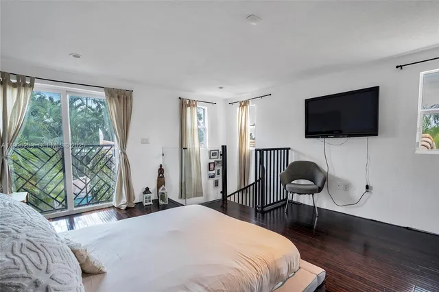 $1,795,000 | 1368 Normandy Drive, Miami Beach, FL 33141