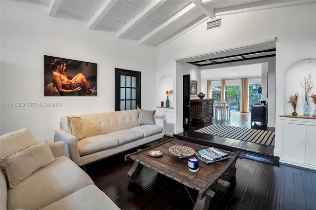 $1,795,000 | 1368 Normandy Drive, Miami Beach, FL 33141