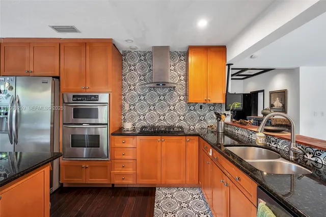 $1,795,000 | 1368 Normandy Drive, Miami Beach, FL 33141