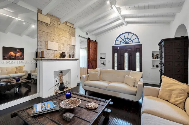 $1,795,000 | 1368 Normandy Drive, Miami Beach, FL 33141