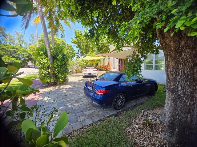 $1,795,000 | 1368 Normandy Drive, Miami Beach, FL 33141