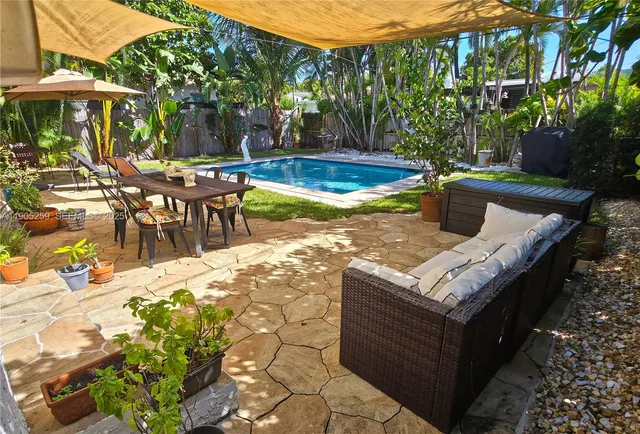 $1,795,000 | 1368 Normandy Drive, Miami Beach, FL 33141