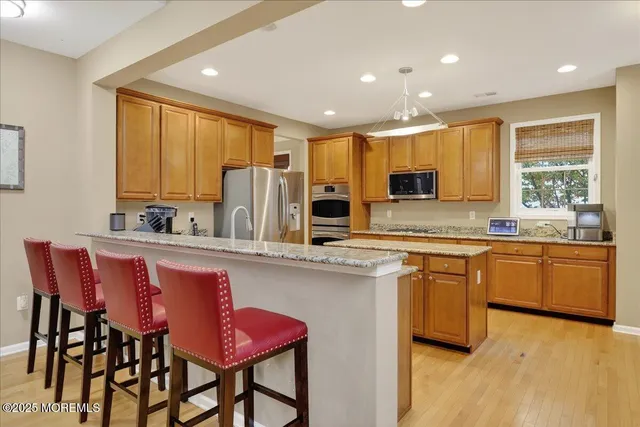 $1,050,000 | 40 Mulberry Drive, Manalapan, NJ 07726