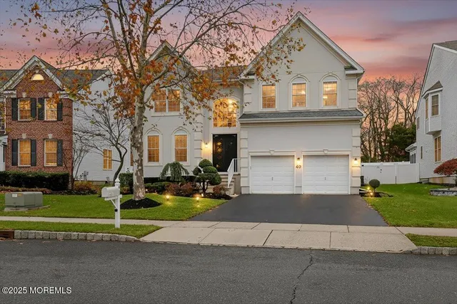 $1,050,000 | 40 Mulberry Drive, Manalapan, NJ 07726