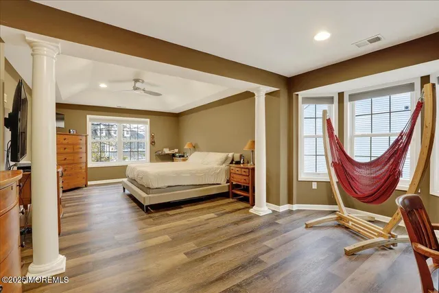 $1,050,000 | 40 Mulberry Drive, Manalapan, NJ 07726