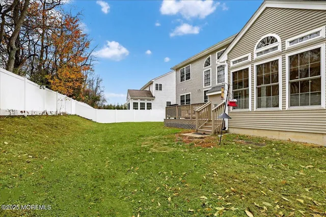 $1,050,000 | 40 Mulberry Drive, Manalapan, NJ 07726