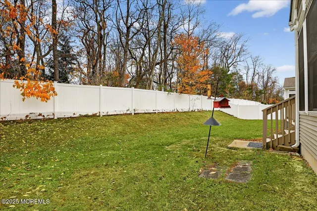 $1,050,000 | 40 Mulberry Drive, Manalapan, NJ 07726