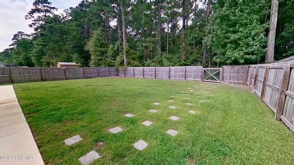 $2,150 | 330 Station House Road, New Bern, NC 28562