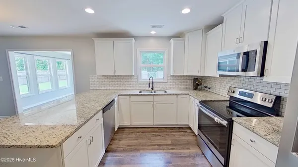 $2,150 | 330 Station House Road, New Bern, NC 28562