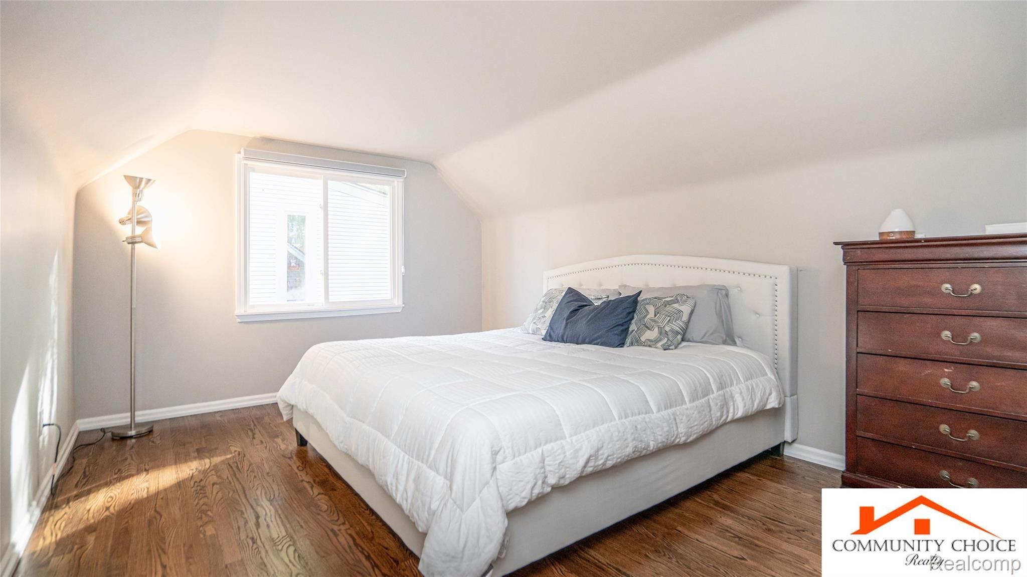 2758 Windemere Road Birmingham, MI 48009 - Photo 43 of 62 072_6.jpg