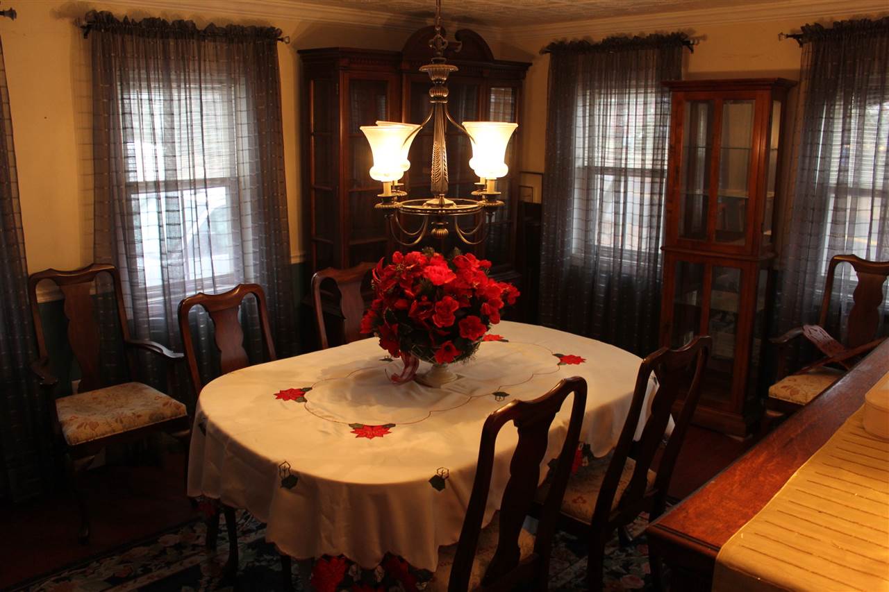 16 Conant Road Nashua, NH 03062 - Photo 1 of 3 Gallery Image 1
