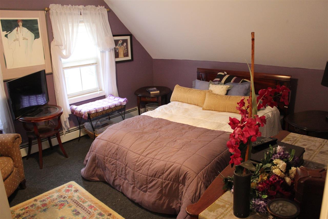16 Conant Road Nashua, NH 03062 - Photo 2 of 3 Gallery Image 2
