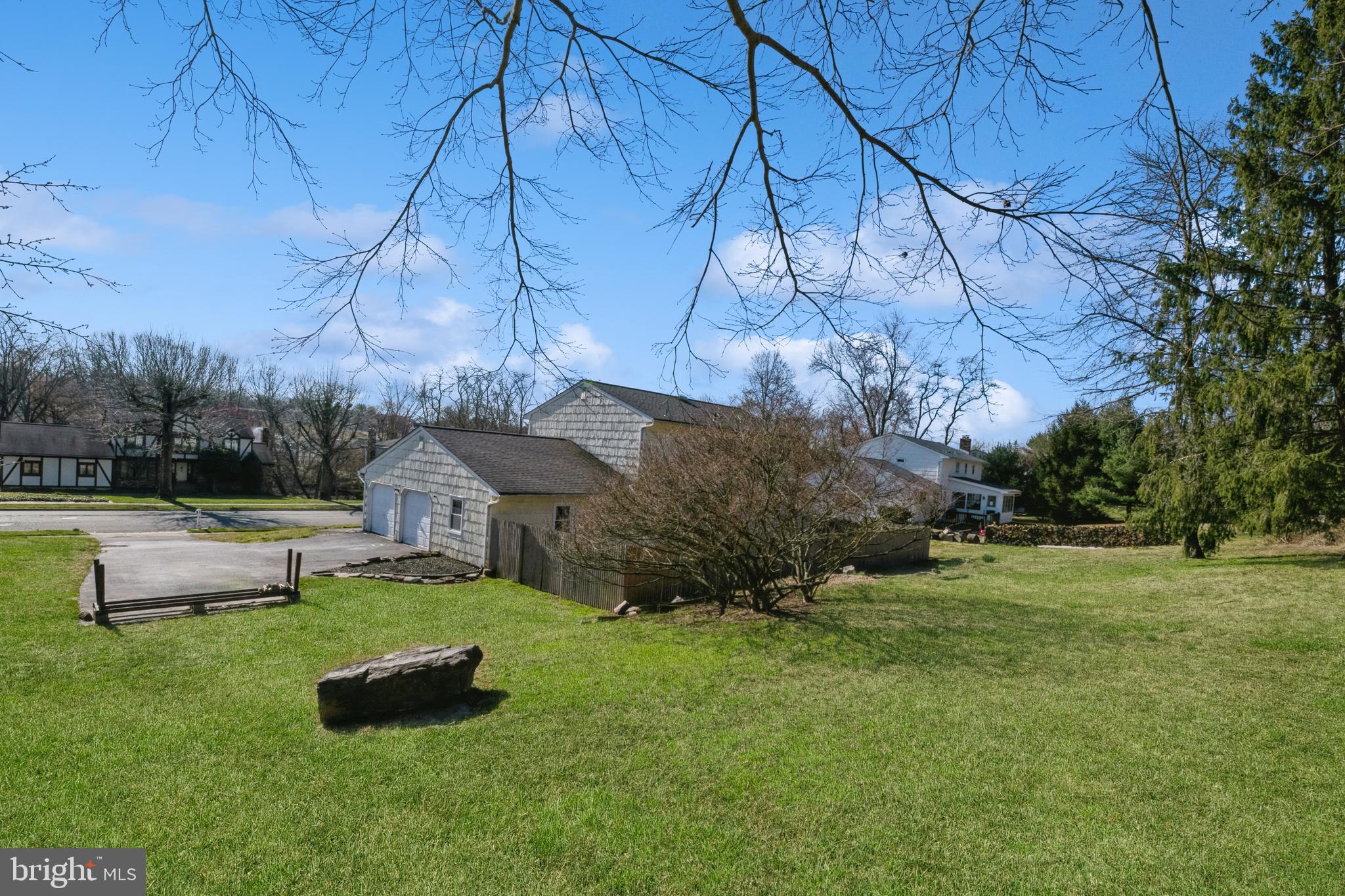 40 Willis Drive Ewing, NJ 08628 - Photo 35 of 39 View from back of yard