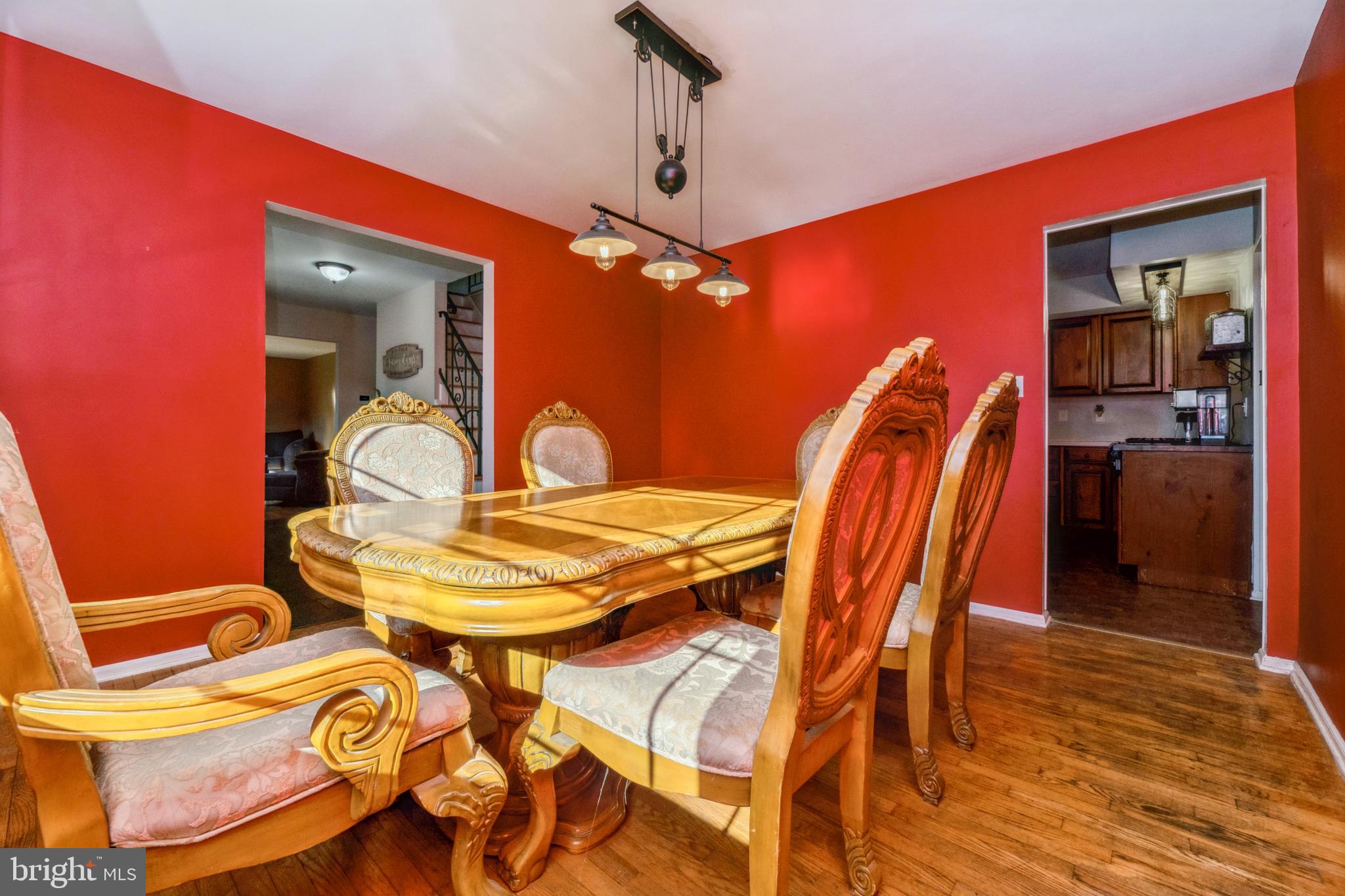 40 Willis Drive Ewing, NJ 08628 - Photo 10 of 39 Dining Room with contemporary lighting