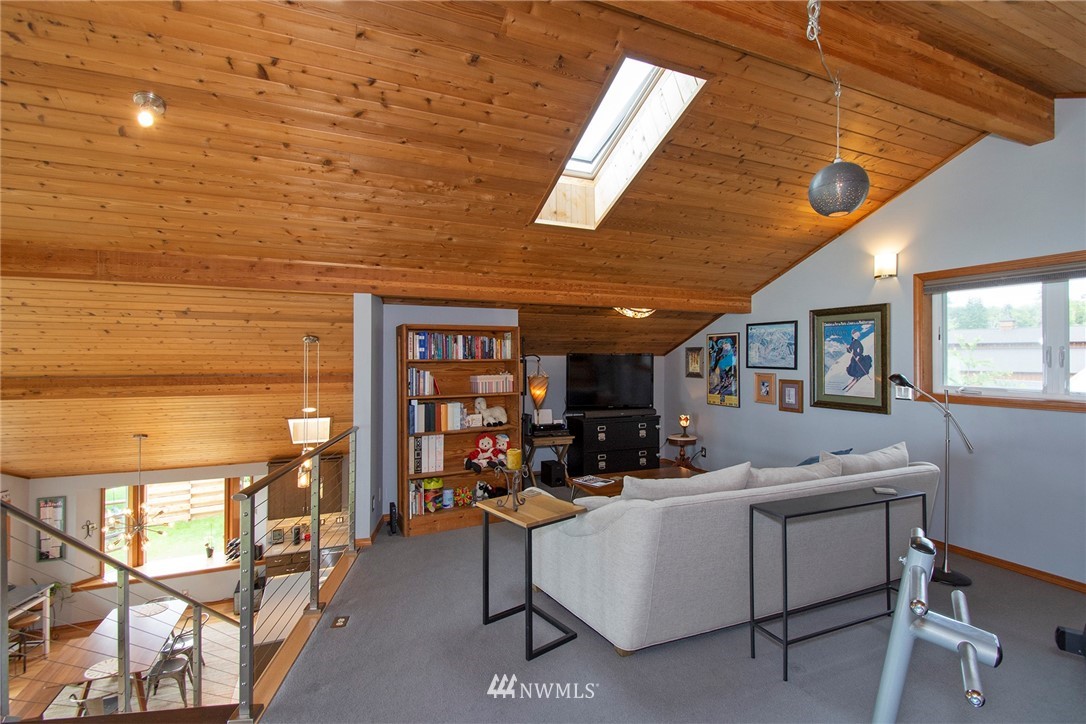 195 Northwest Kinman Road Poulsbo, WA 98370 - Photo 21 of 35 Gallery Image 21
