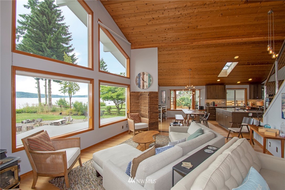 195 Northwest Kinman Road Poulsbo, WA 98370 - Photo 7 of 35 Gallery Image 7