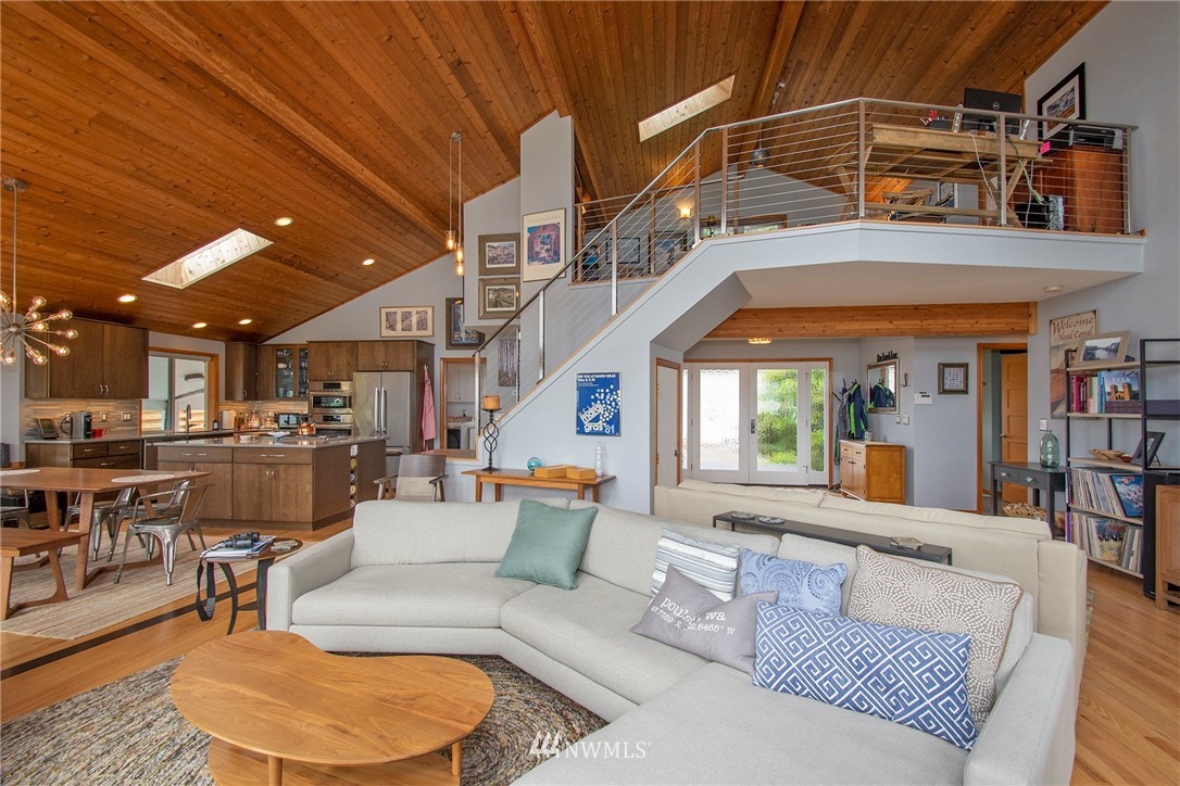 195 Northwest Kinman Road Poulsbo, WA 98370 - Photo 9 of 35 Gallery Image 9