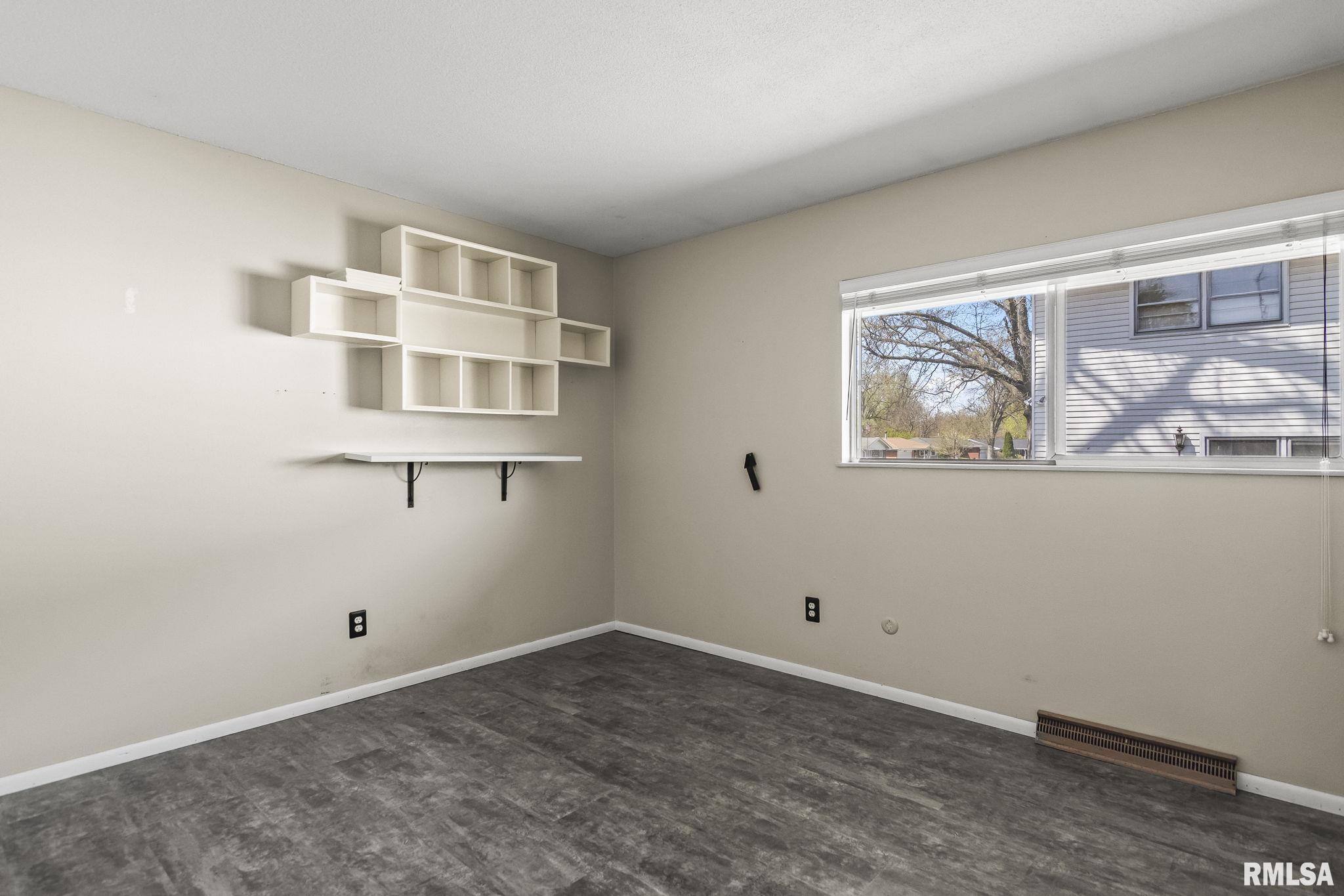 100 Andover Drive Springfield, IL 62704 - Photo 22 of 46 Gallery Image 22
