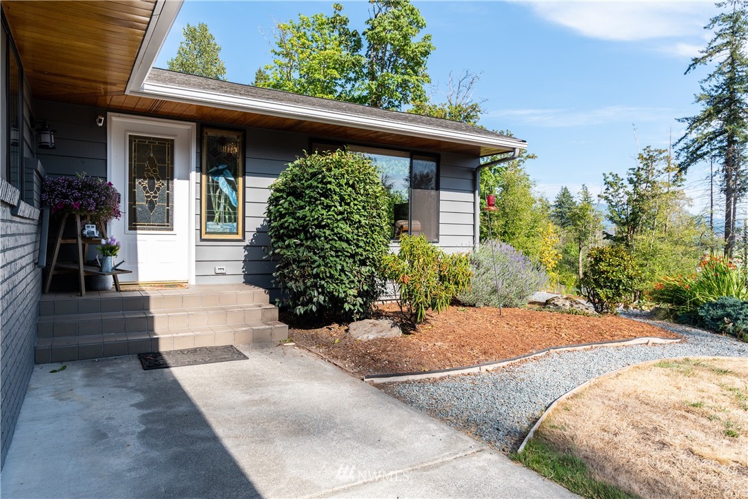 7621 F & S Grade Road Sedro-Woolley, WA 98284 - Photo 3 of 37 Gallery Image 3