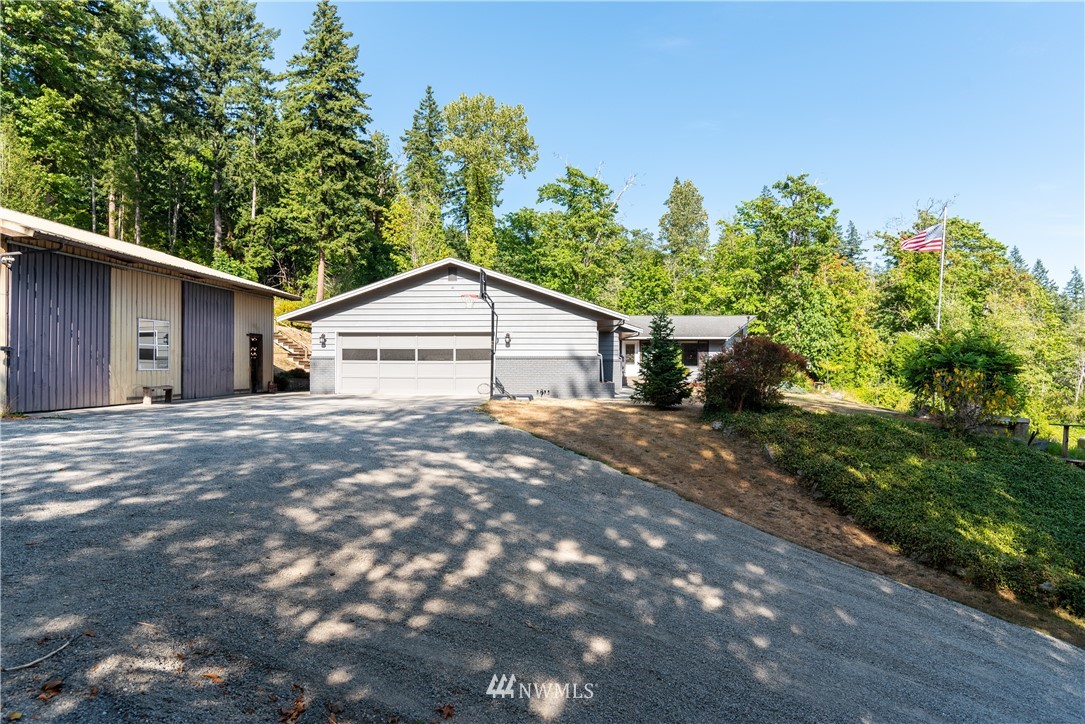 7621 F & S Grade Road Sedro-Woolley, WA 98284 - Photo 9 of 37 Gallery Image 9