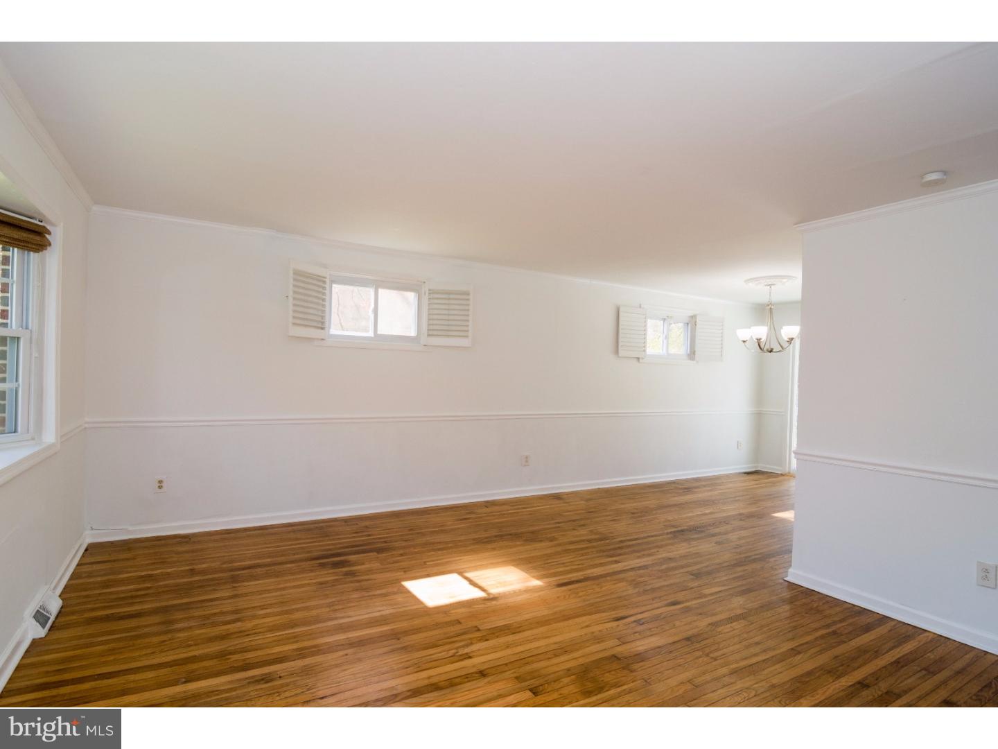 540 Meadow Road Chalfont, PA 18914 - Photo 3 of 25 Gallery Image 3