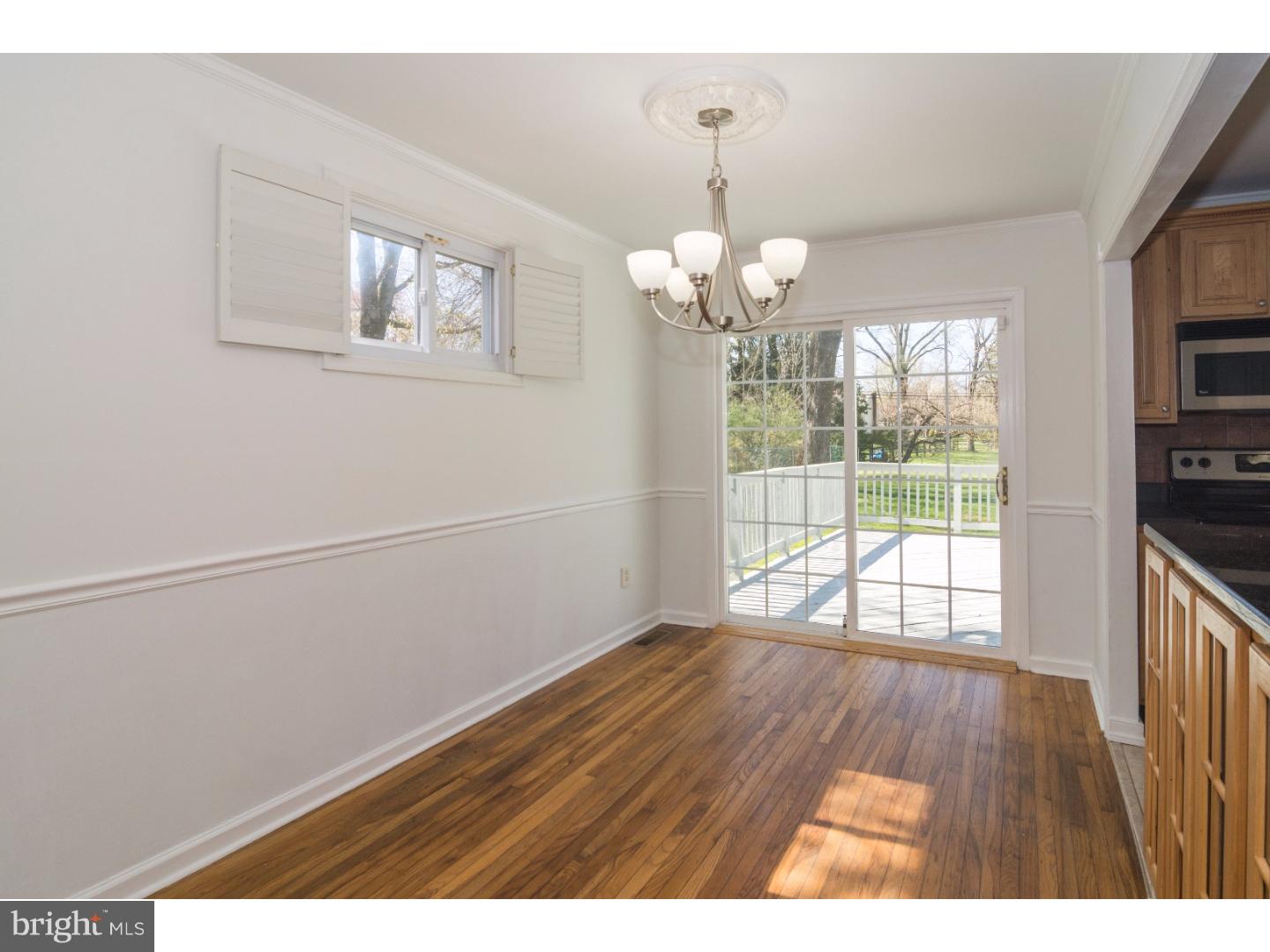 540 Meadow Road Chalfont, PA 18914 - Photo 5 of 25 Gallery Image 5