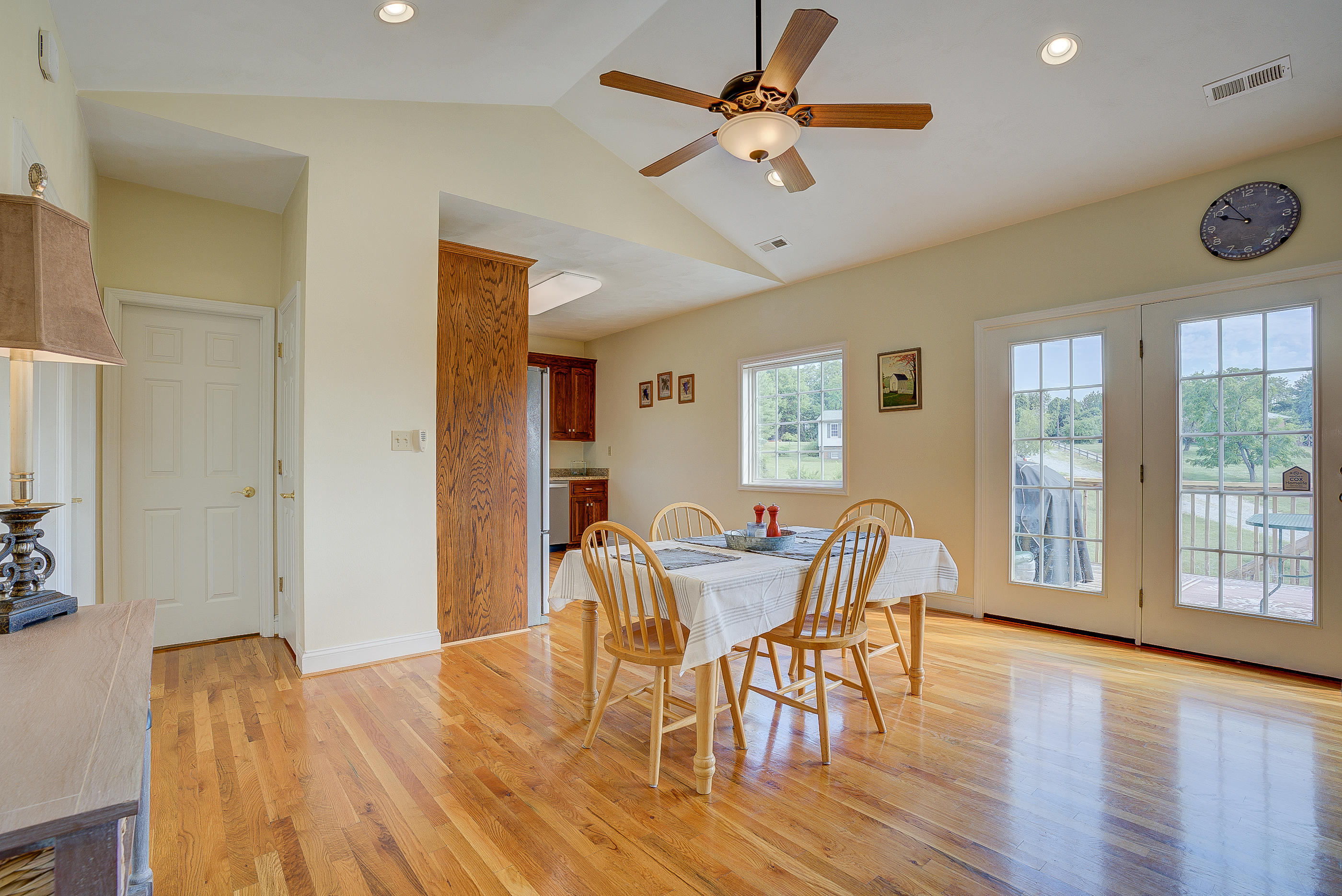 472 Hemlock Road Salem, VA 24153 - Photo 4 of 25 09