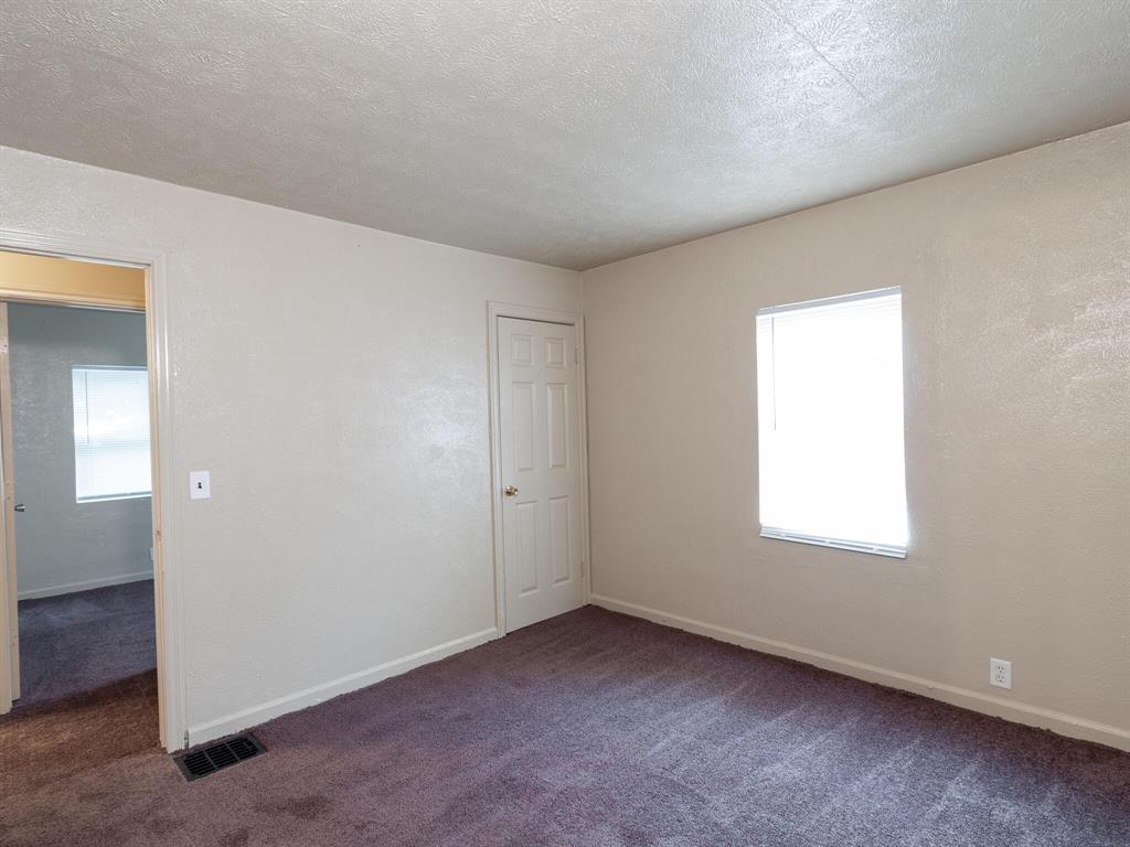 4565 Brookville Road Indianapolis, IN 46201 - Photo 18 of 25 Gallery Image 18