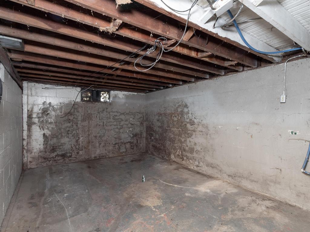 4565 Brookville Road Indianapolis, IN 46201 - Photo 23 of 25 Gallery Image 23