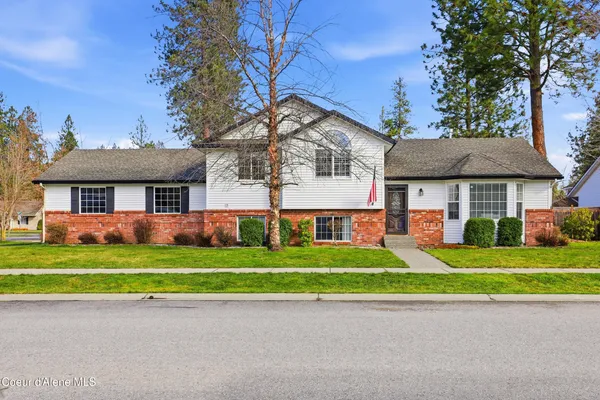 $585,000 | 5020 East Mossberg Circle, Post Falls, ID 83854