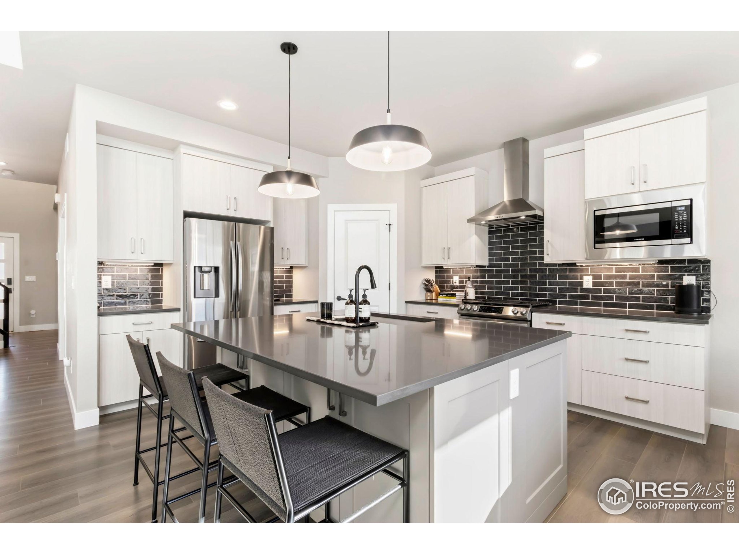 6709 Stone Point Drive Timnath, CO 80547 - Photo 10 of 41