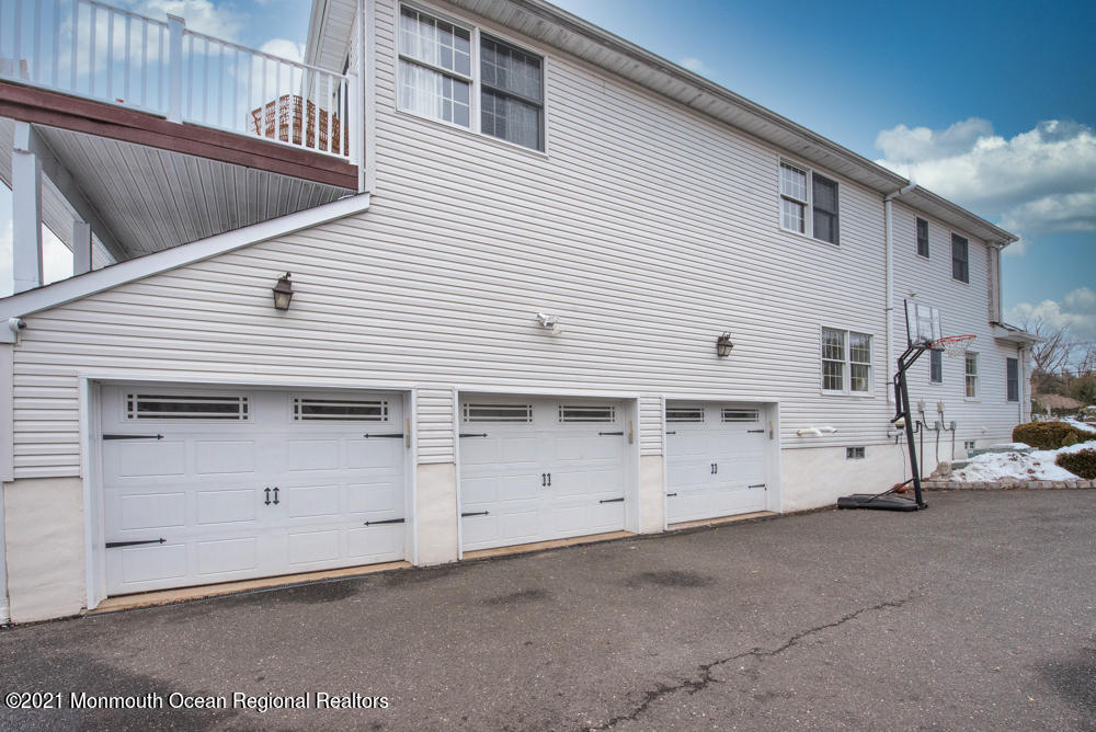 18 Kinney Road Manalapan, NJ 07726 - Photo 3 of 88 jt-97