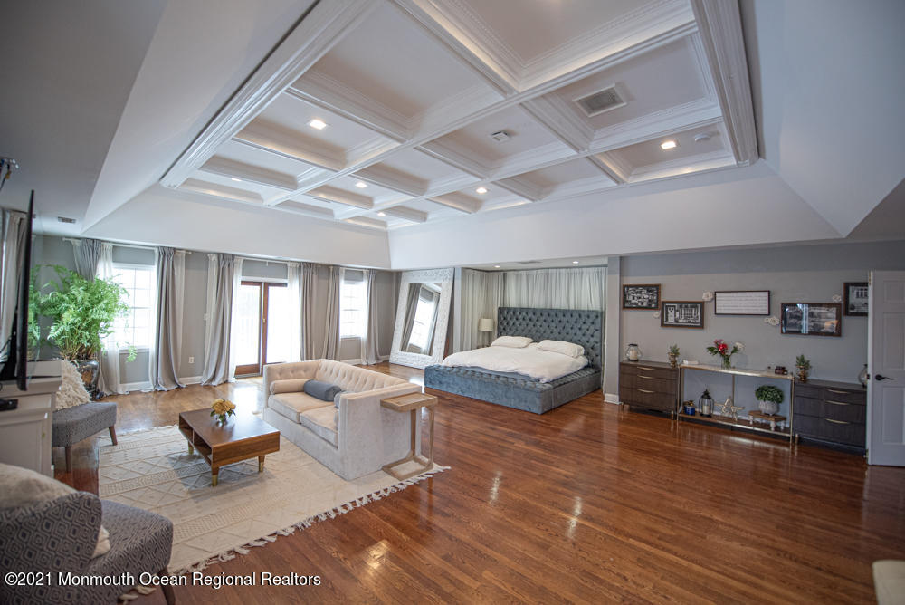 18 Kinney Road Manalapan, NJ 07726 - Photo 68 of 88 18 kinney master bed room great shot