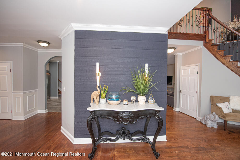 18 Kinney Road Manalapan, NJ 07726 - Photo 9 of 88 jt-3