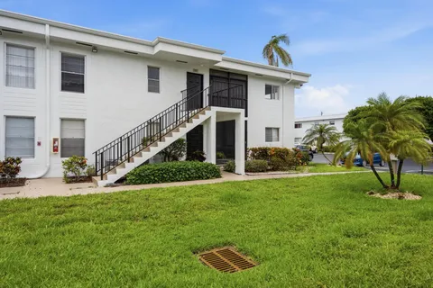 $125,000 | 14898 Wedgefield Drive, Unit 208, Delray Beach, FL 33446