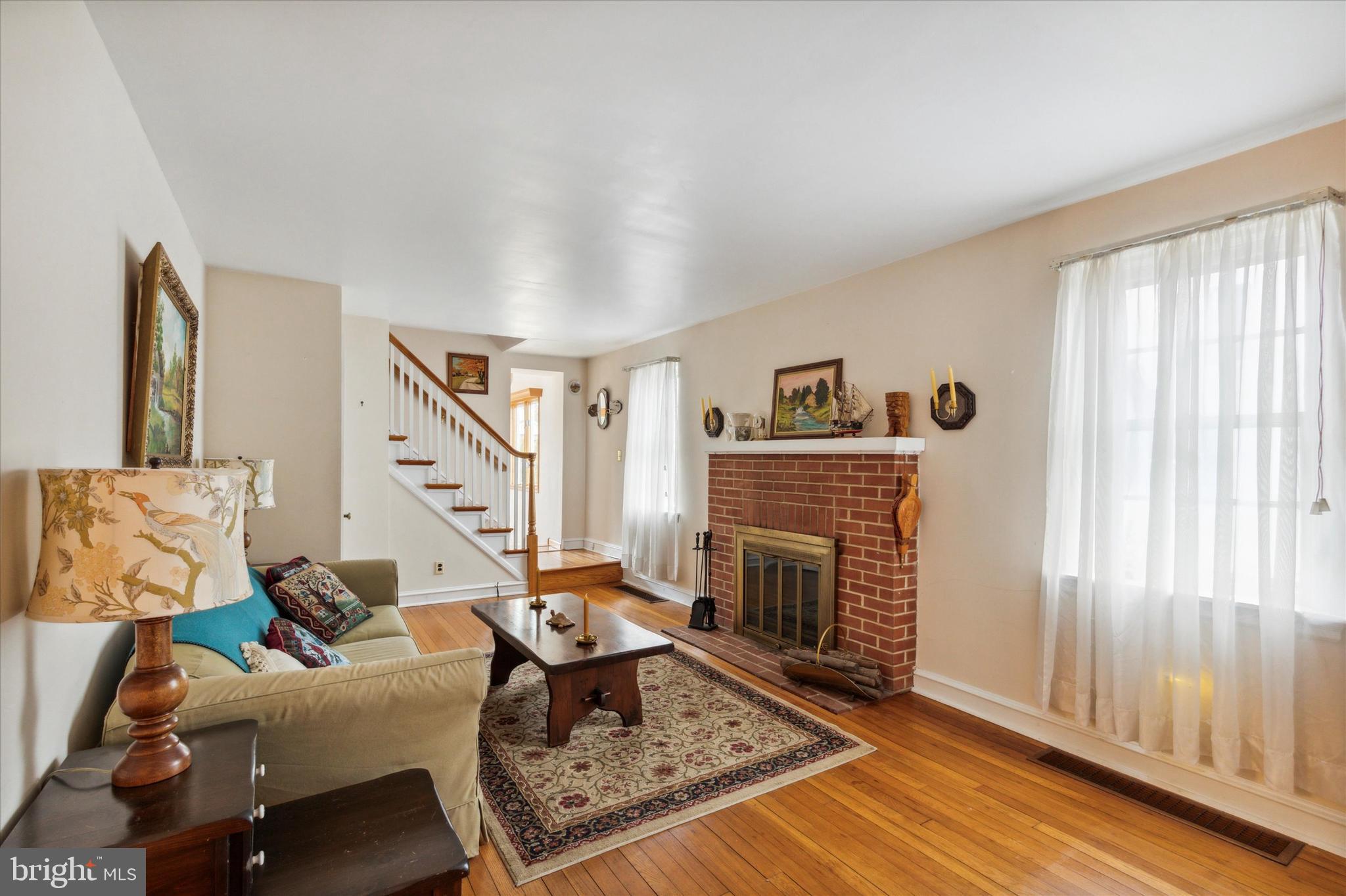 16 South Wakefield Road Norristown, PA 19403 - Photo 3 of 13 Gallery Image 3