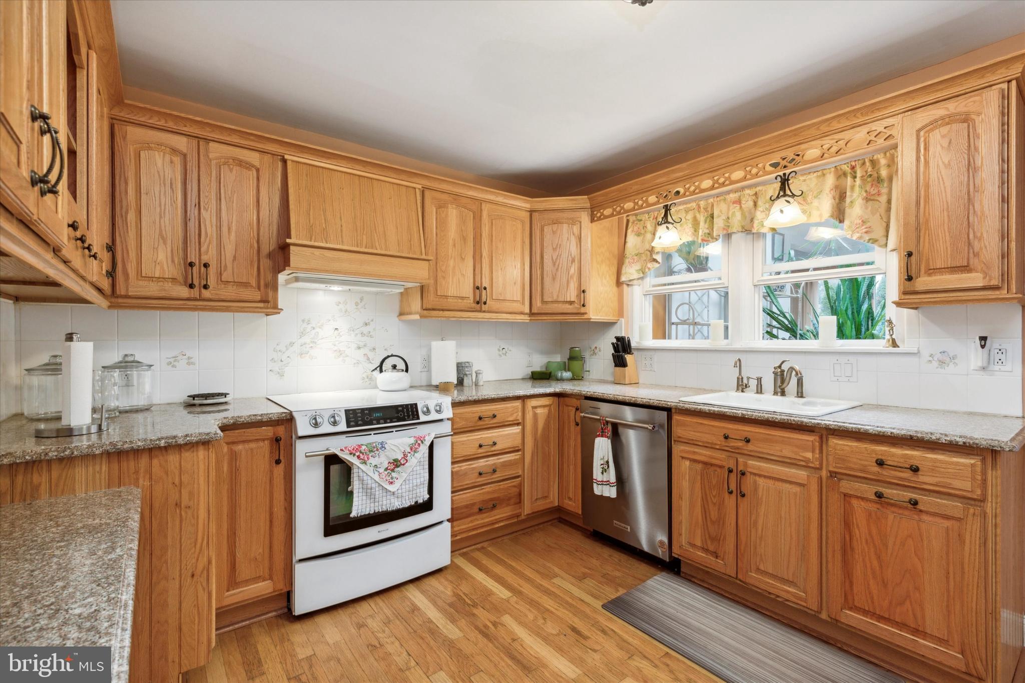 16 South Wakefield Road Norristown, PA 19403 - Photo 5 of 13 Gallery Image 5