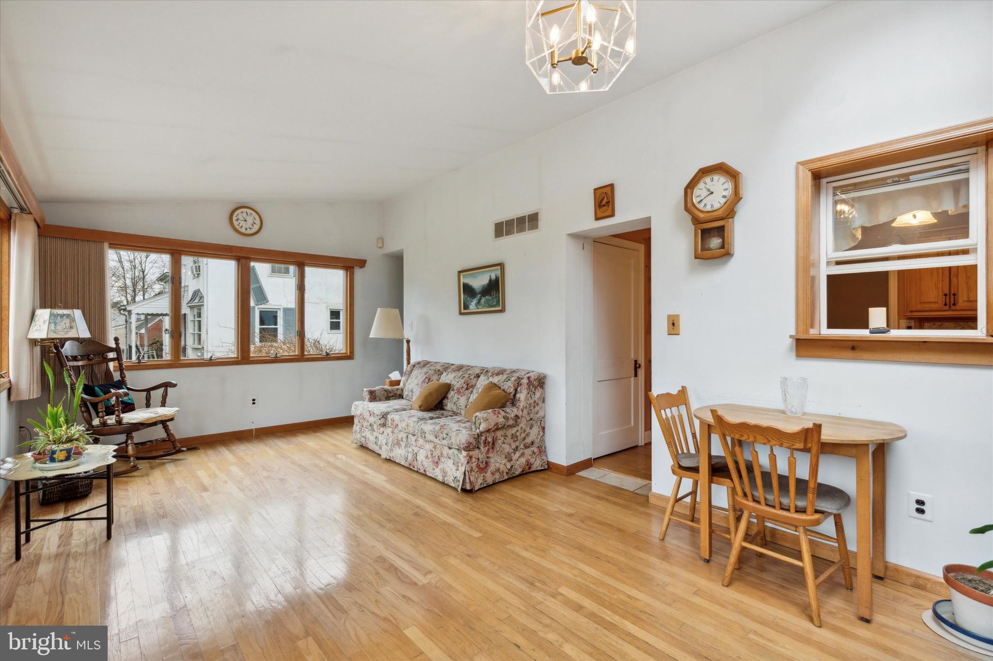 16 South Wakefield Road Norristown, PA 19403 - Photo 8 of 13 Gallery Image 8