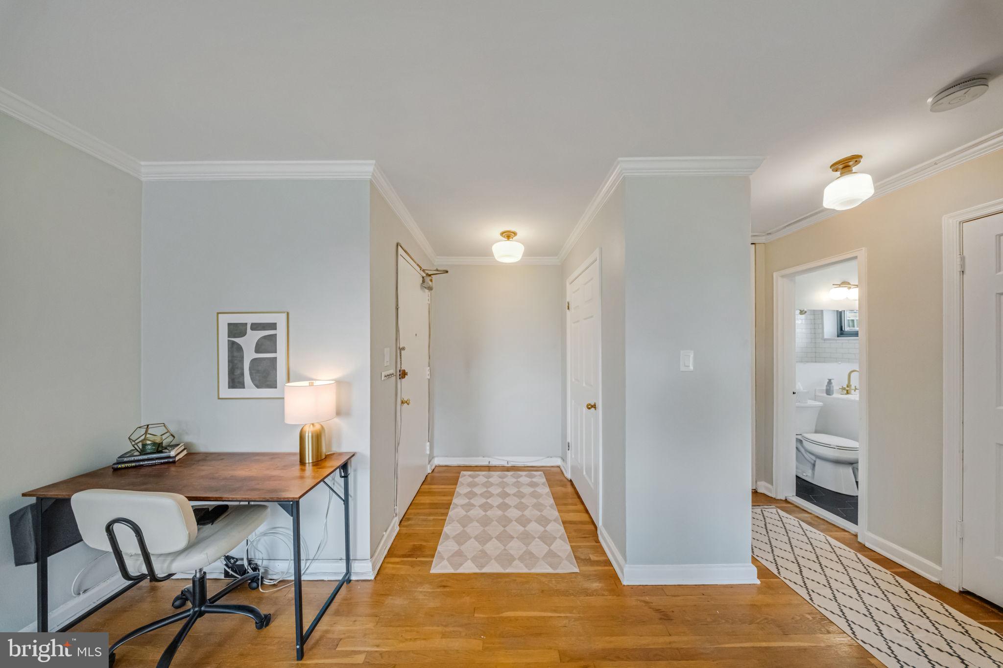 1300 South Arlington Ridge Road, Unit 708 Arlington, VA 22202 - Photo 7 of 35