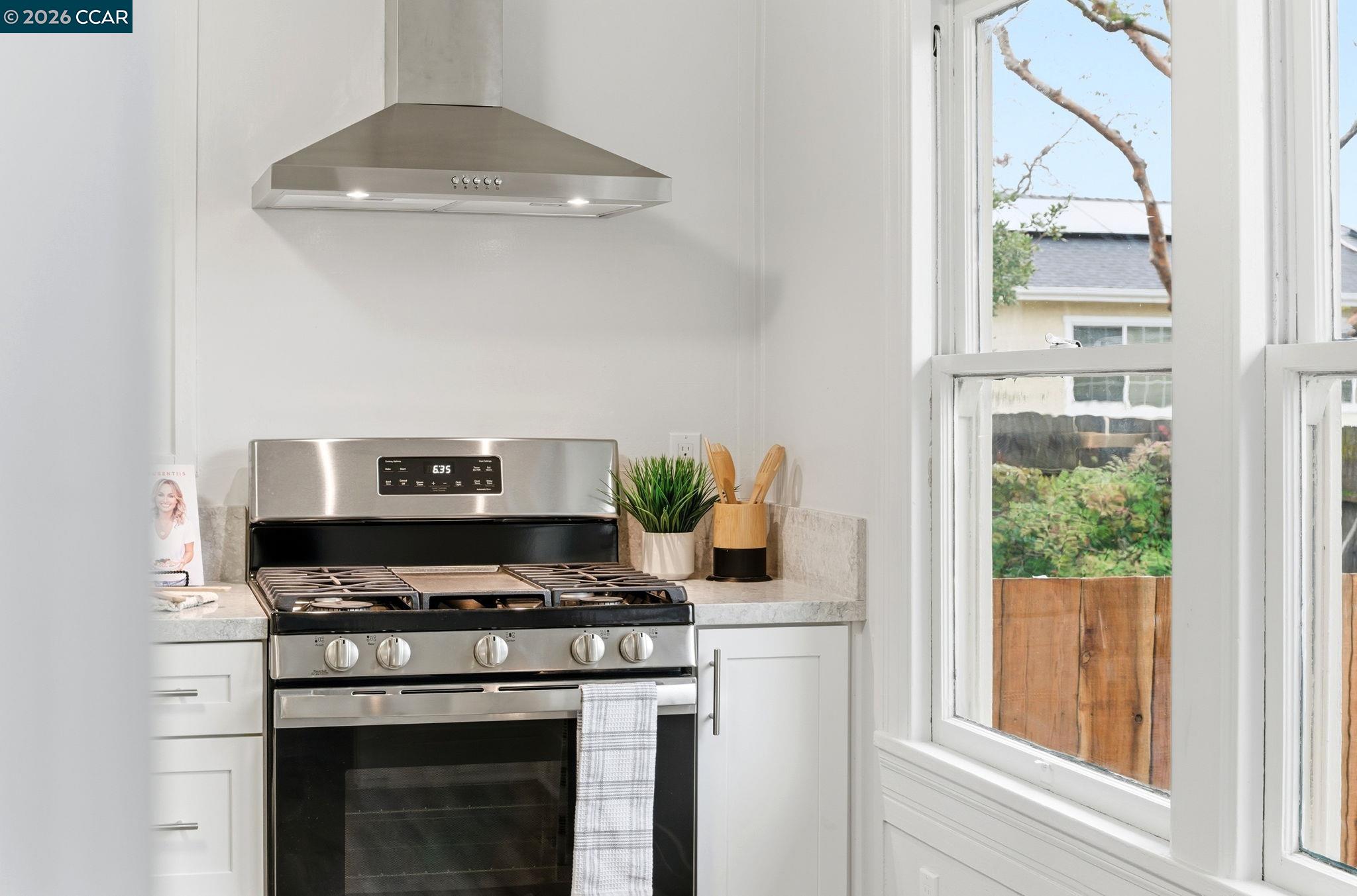 2142 Grant Street Concord, CA 94520 - Photo 14 of 42