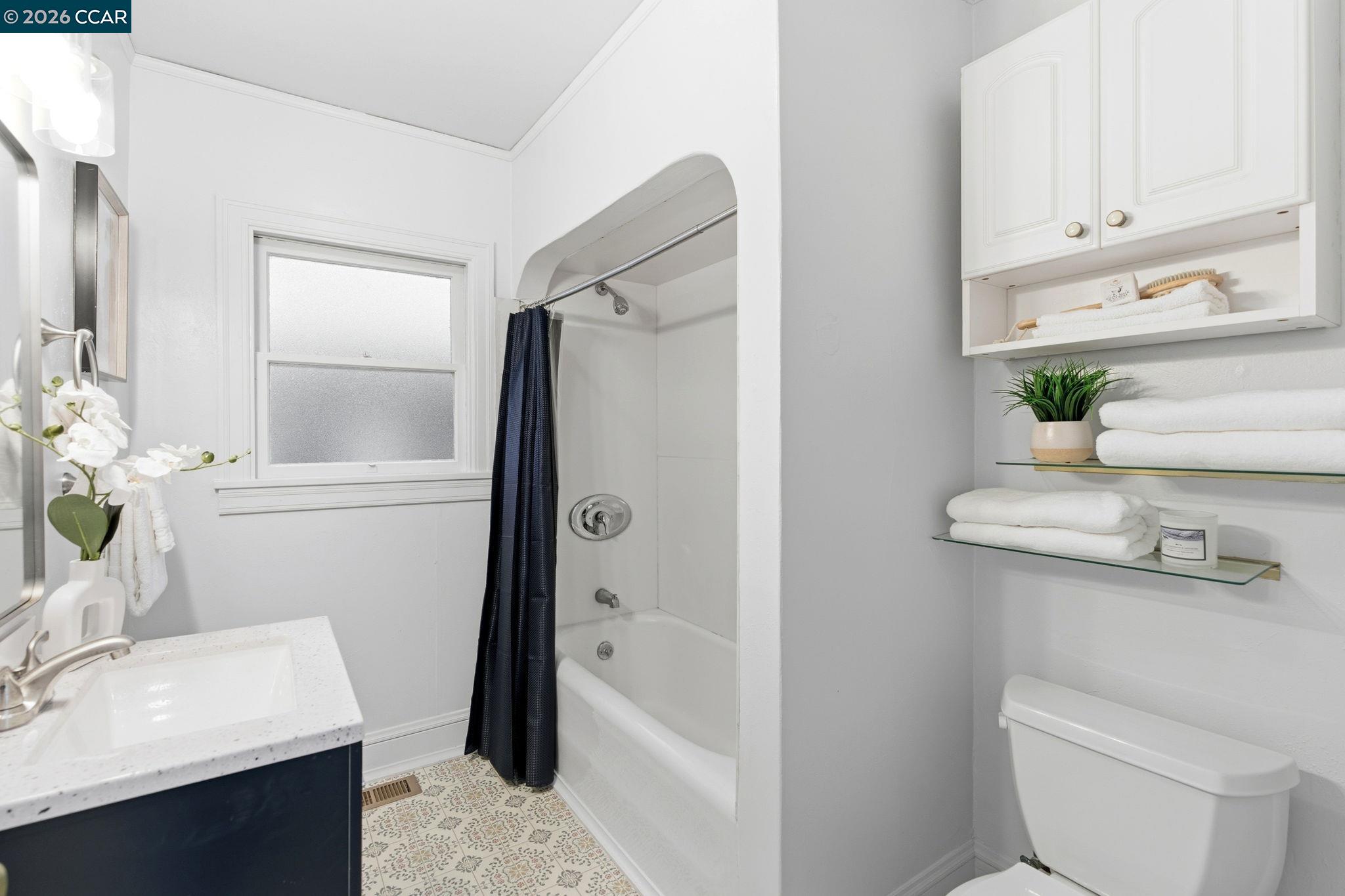 2142 Grant Street Concord, CA 94520 - Photo 17 of 42