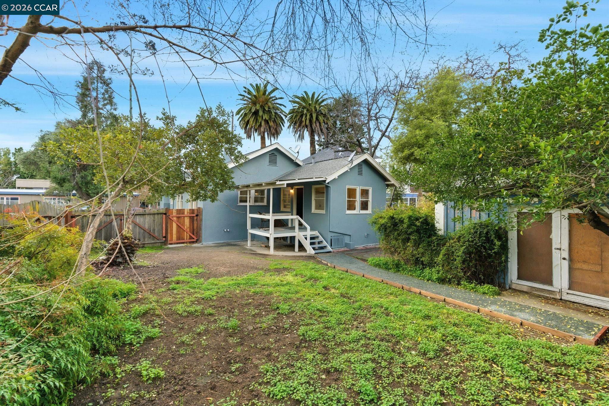 2142 Grant Street Concord, CA 94520 - Photo 30 of 42