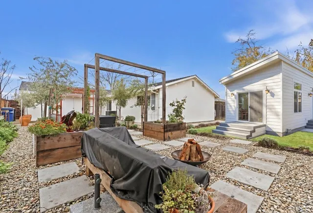 $499,000 | 3805 Moonbeam Drive, Sacramento, CA 95827